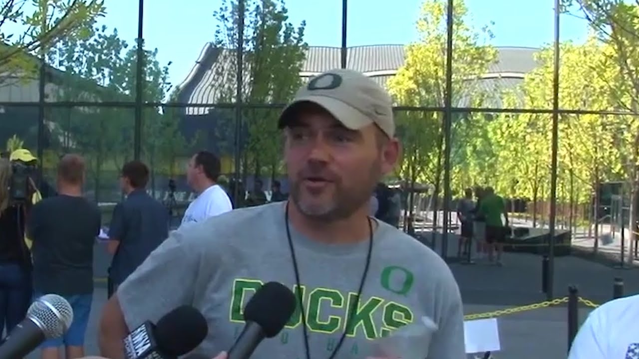 Mark Helfrich makes his pitch for Larry David