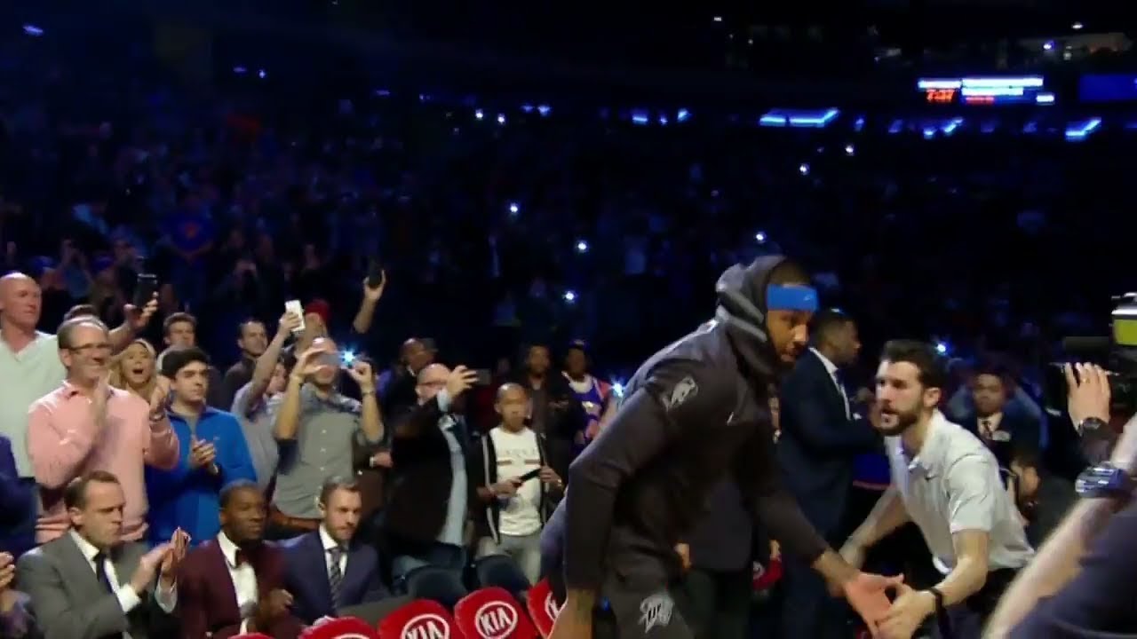 New York gives Carmelo Anthony a warm