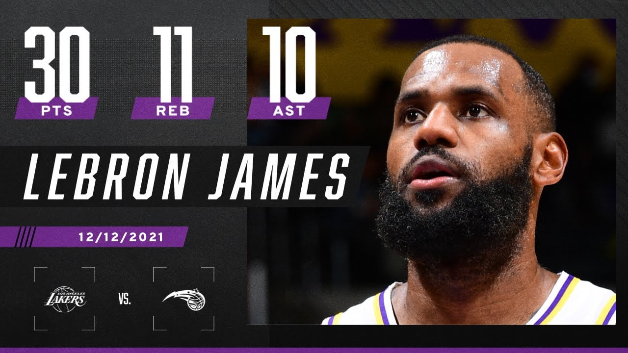 LeBron James achieves his 35th career 30-point triple-double 👀