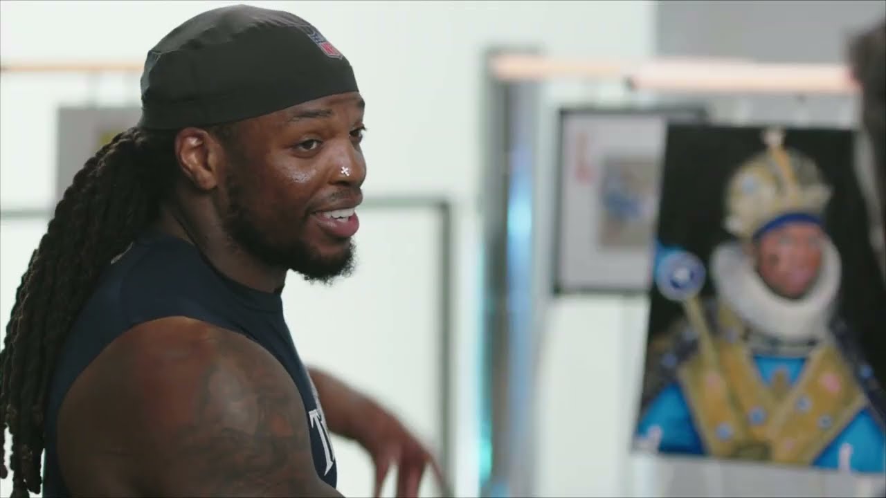 Derrick Henry’s art collection of himself is fit for a king 👑🖼 | NFL on