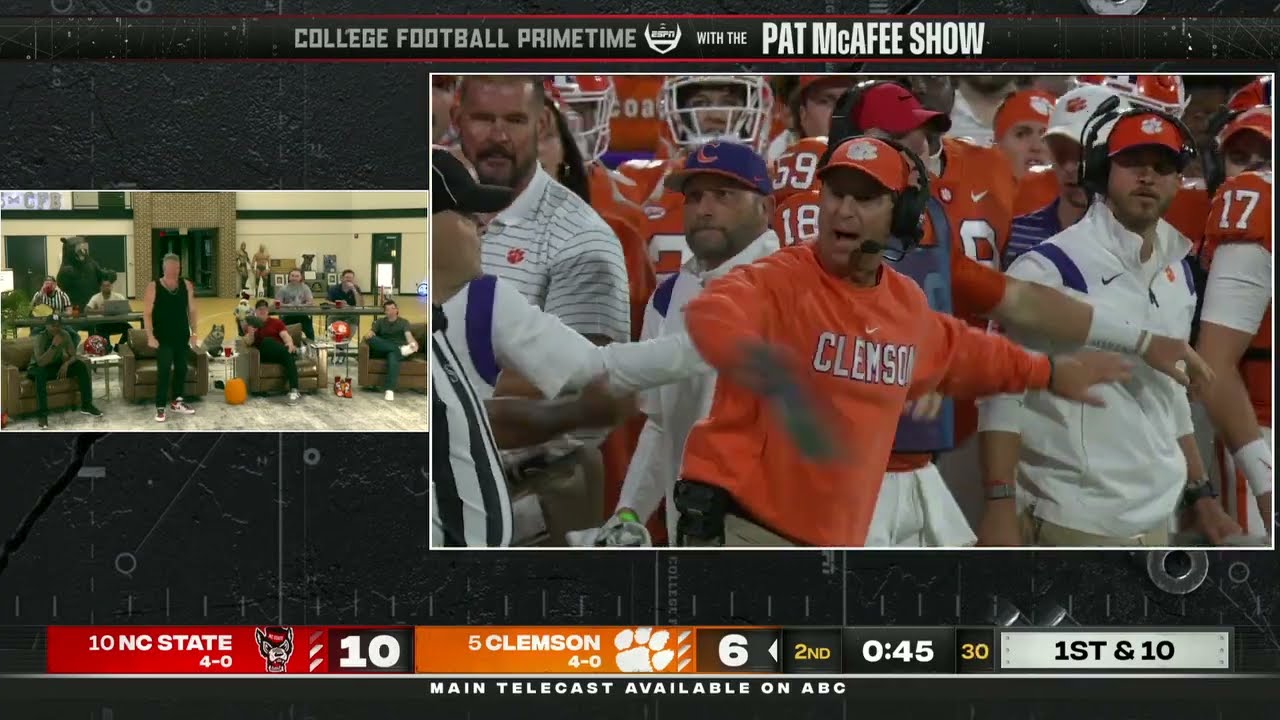 Pat McAfee’s reaction to Will Shipley ‘eating four chairs’ 🤣 | ESPN College