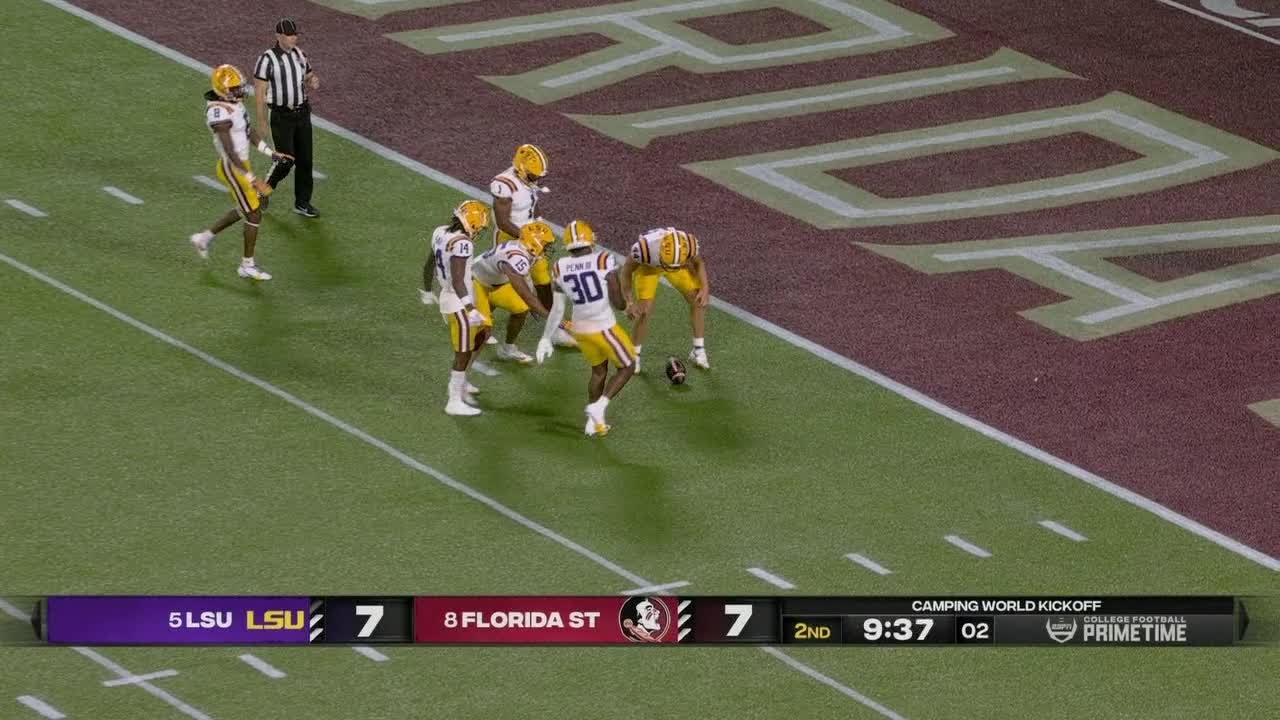PERFECT PUNT 🤯 Jay Bramblett lays it right on the 1-yard-line for LSU 🔥 | ESPN