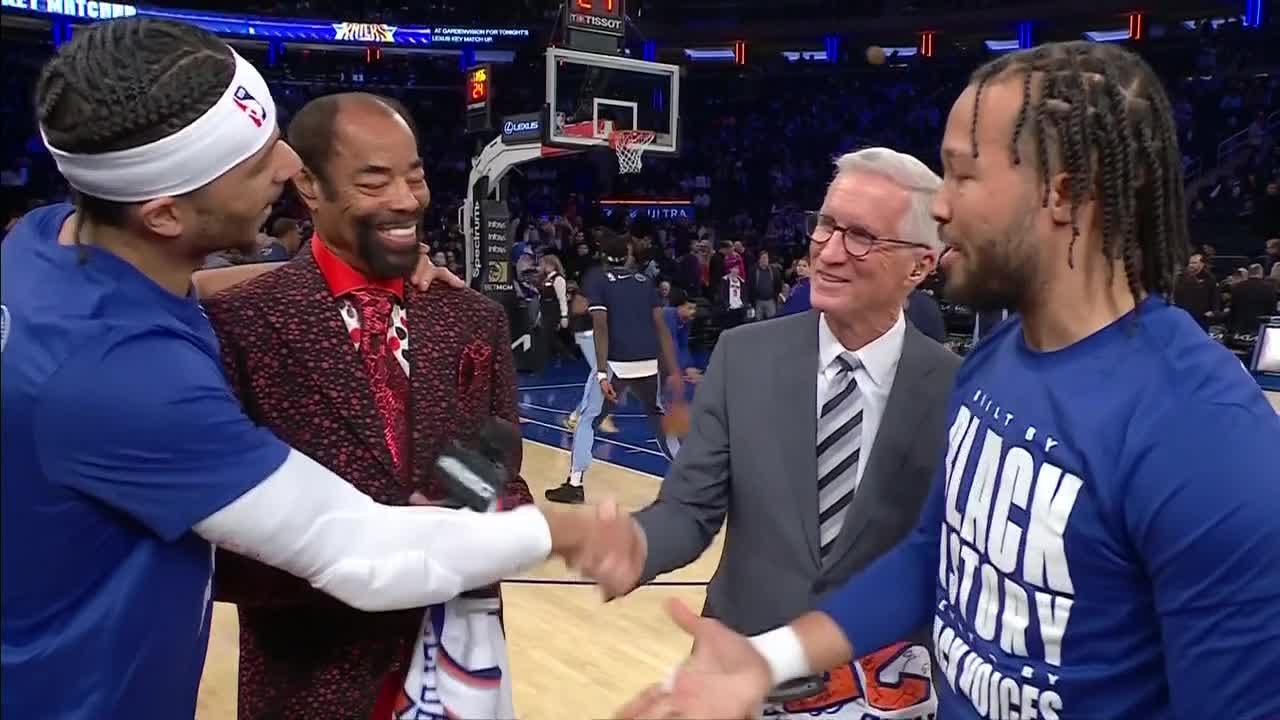Jalen Brunson and Josh Hart congratulate Mike Clyde on 25 years | NBA on ESPN