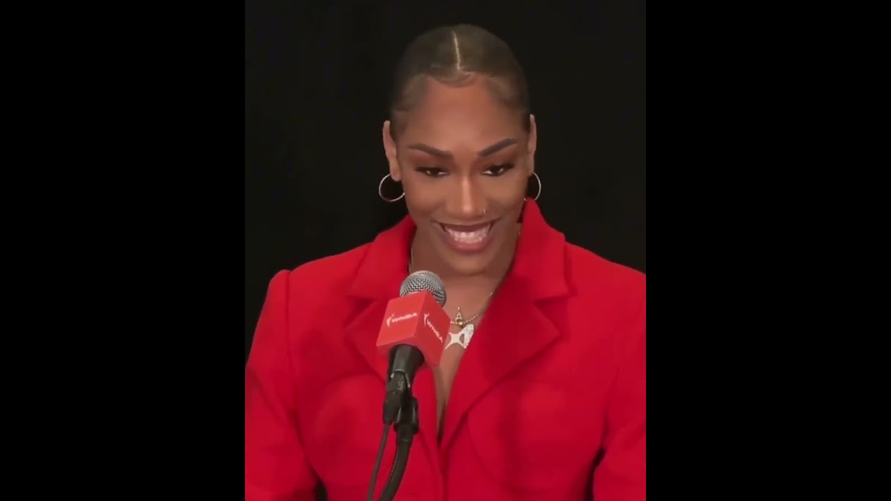 The unanimous WNBA MVP with an incredible acceptance speech 👏 (🎥: WNBAIG)