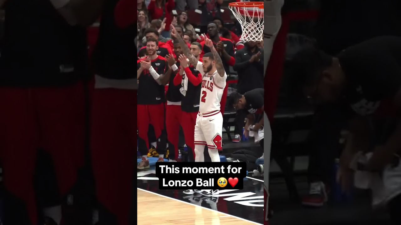 What a moment for Lonzo Ball 👏 (via chicagobullsTT)