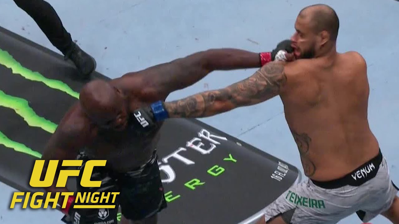 Derrick Lewis knocks out Tallison Teixeira in 35 seconds at #UFCNashville |