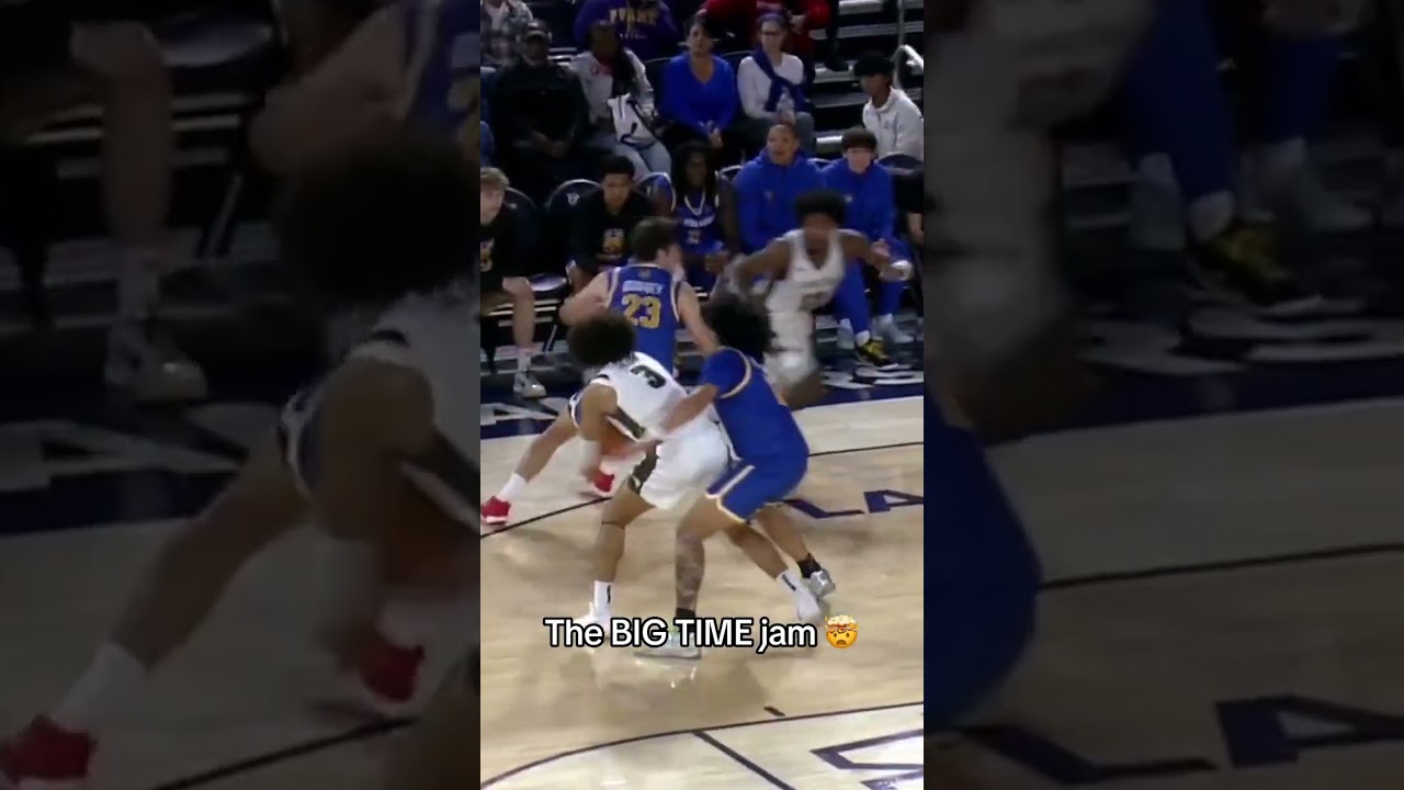 He had to get out of the way 😤