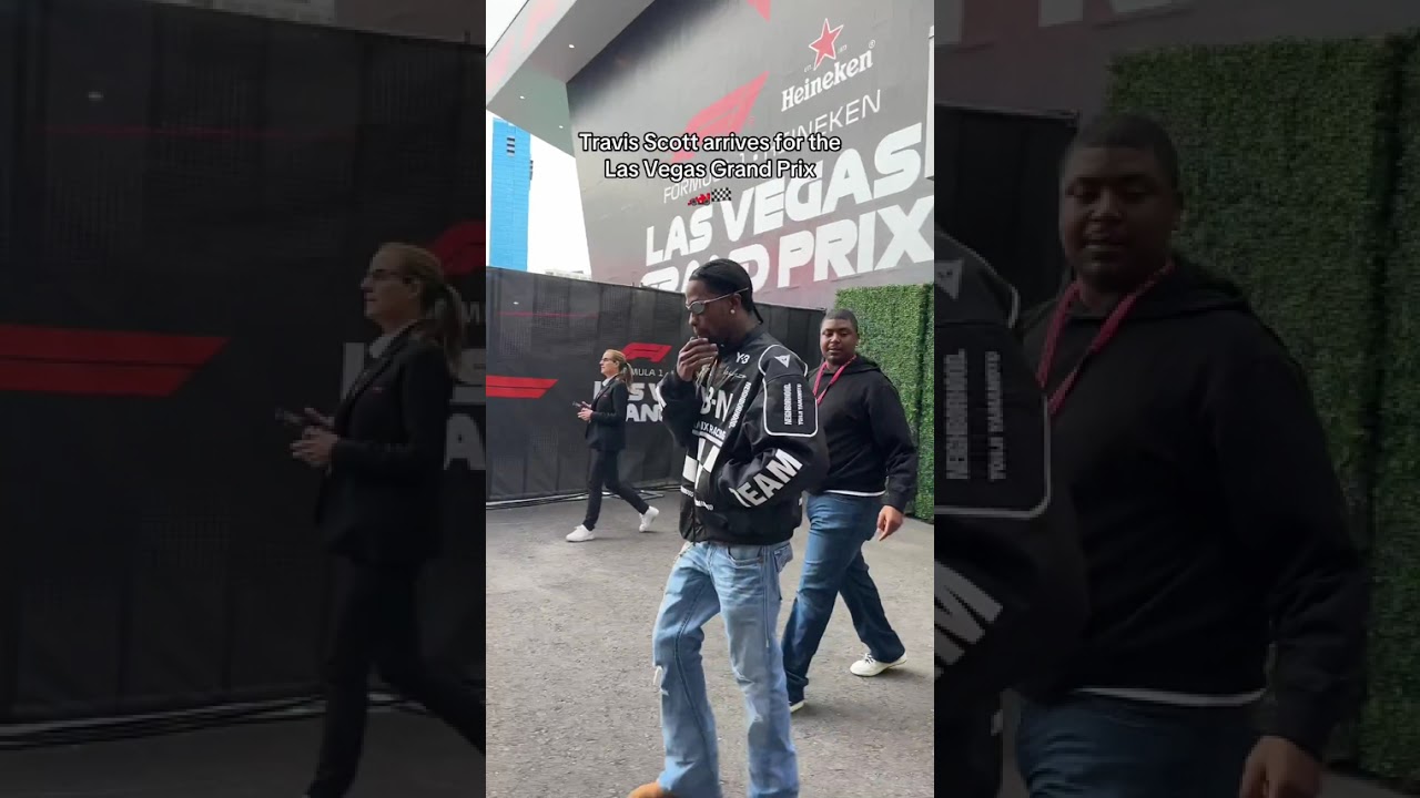 Travis Scott clocking us 👀😂