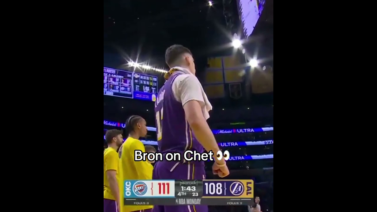 LeBron dunked on Chet 👀
